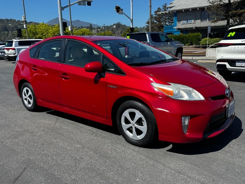 Used 2013 Red Toyota Two image 2