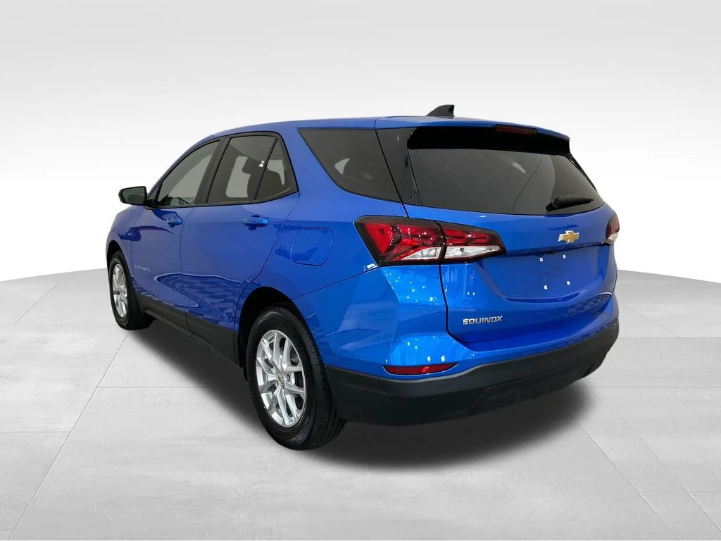 Used 2024 Blue Chevrolet LS image 3