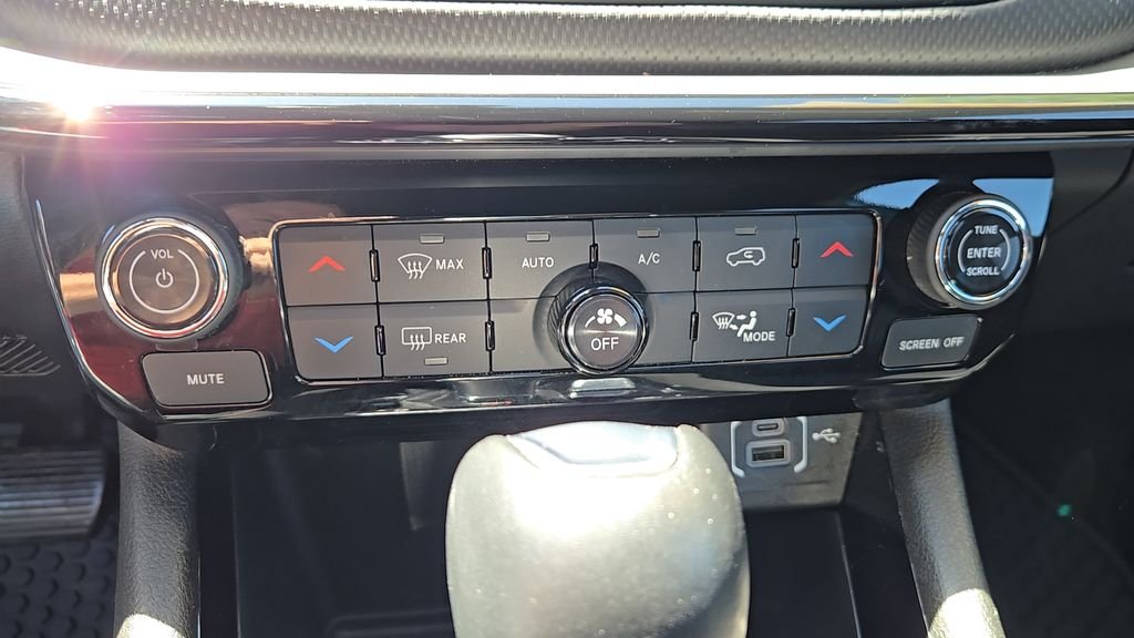 Certified Used 2025 Blue Jeep Trailhawk image 20