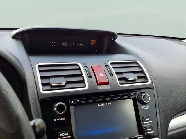 Used 2016  Subaru Premium image 8