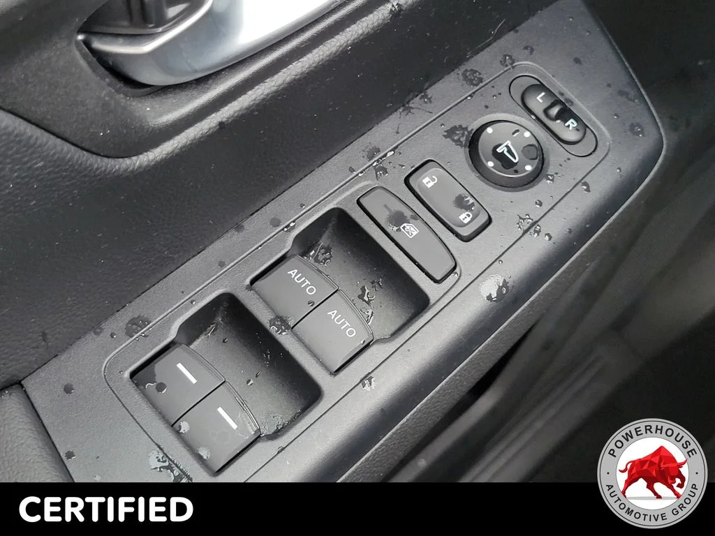 Used 2023  Honda EX image 25