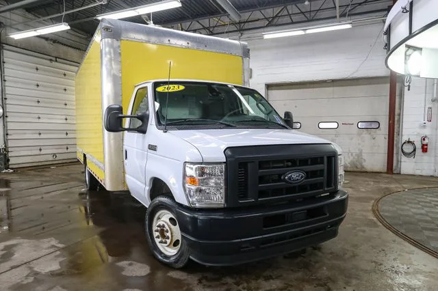 Used 2023 White Ford Base image 3