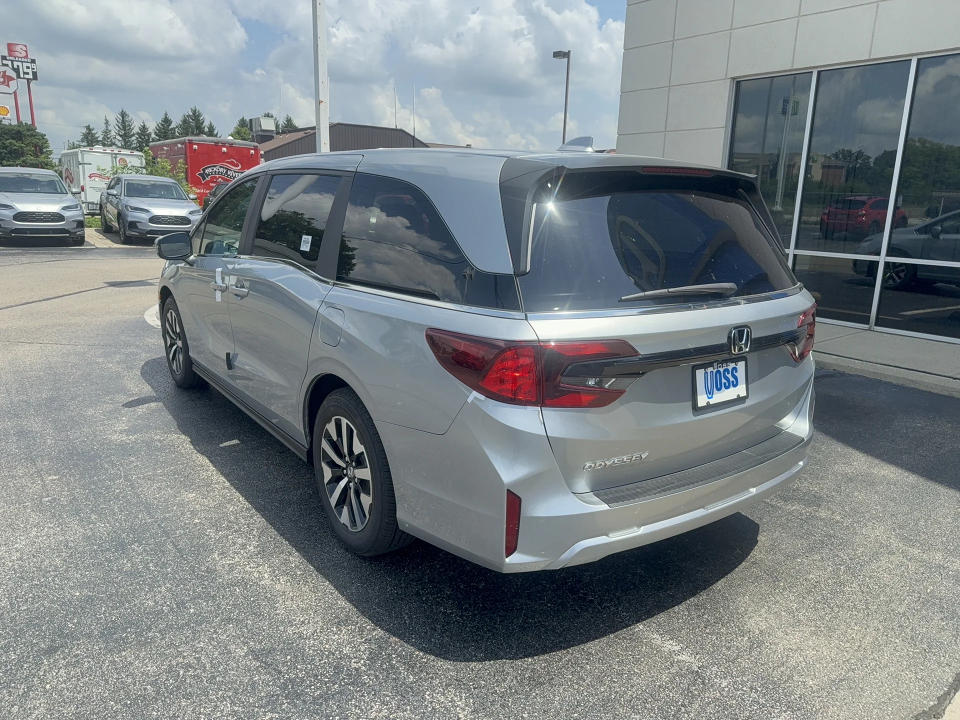 New 2026 Solar Silver Metallic Honda EX-L image 7