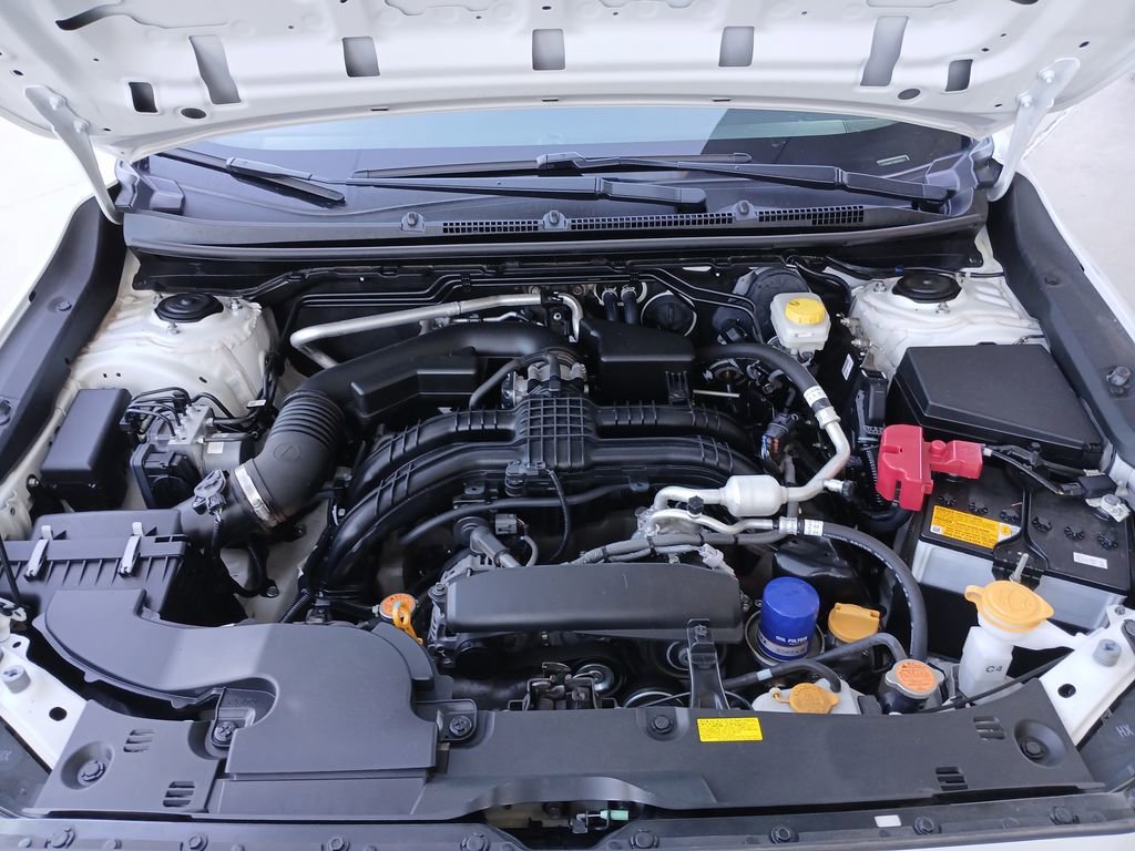 Used 2024 White Subaru  image 29