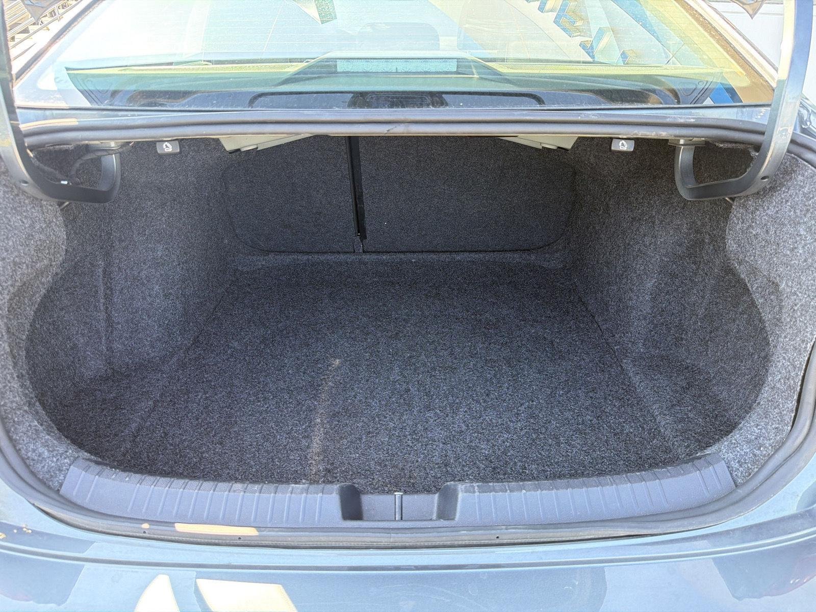 Used 2024 Pyrite Silver Metallic Volkswagen SE image 36