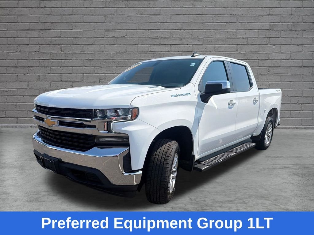 Used 2021 White Chevrolet LT image 4