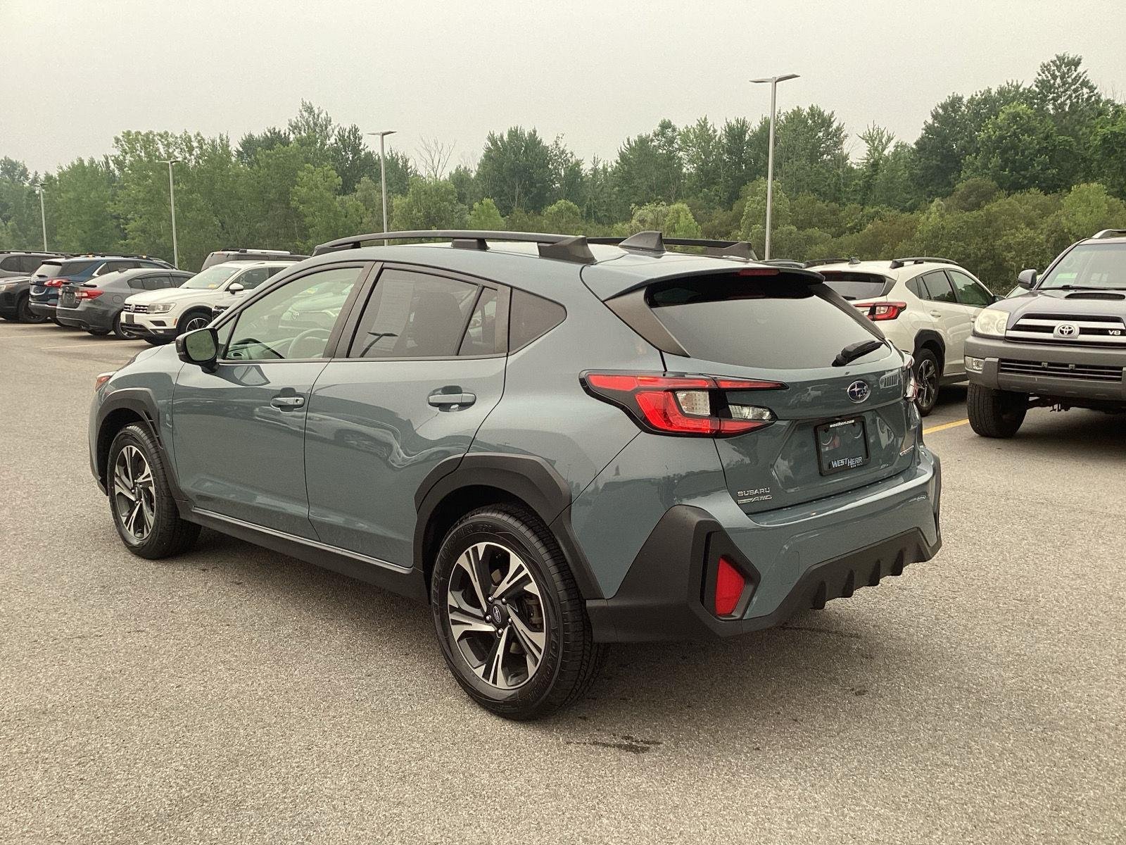 Certified Used 2024 Offshore Blue Metallic Subaru Premium image 5