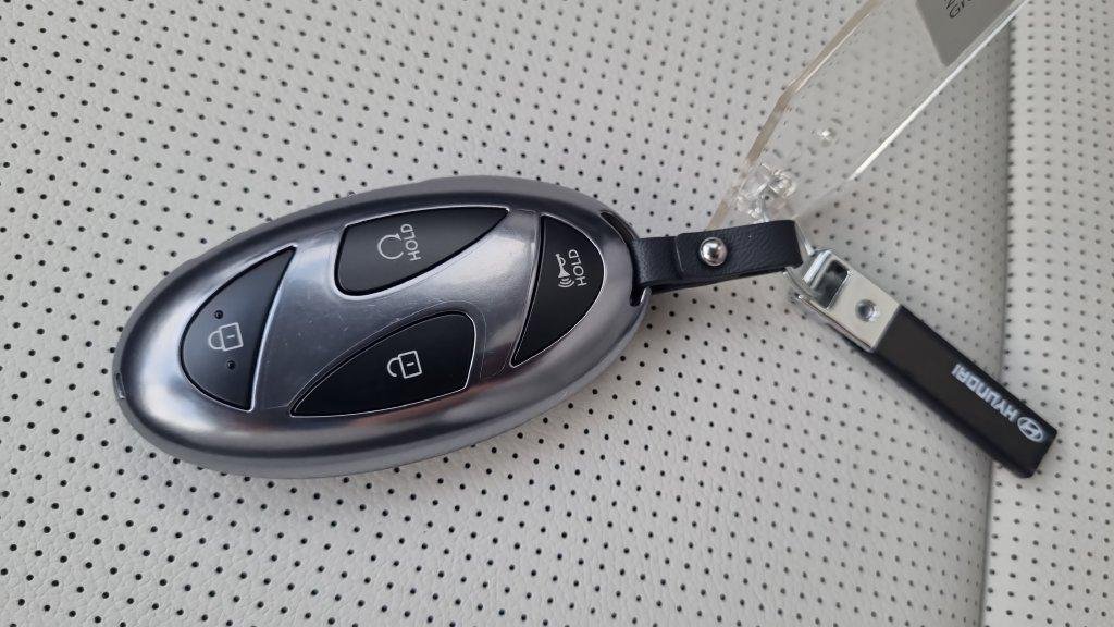 New 2027 Gray Hyundai Limited image 24