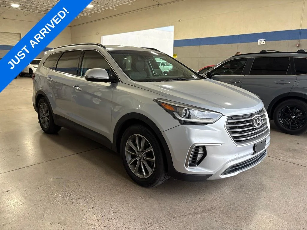 Used 2017 Silver Hyundai Limited image 2