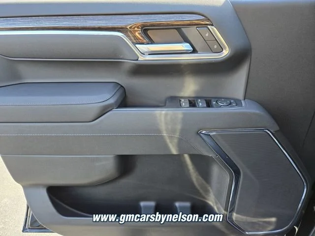 New 2026 Onyx Black GMC Elevation image 16