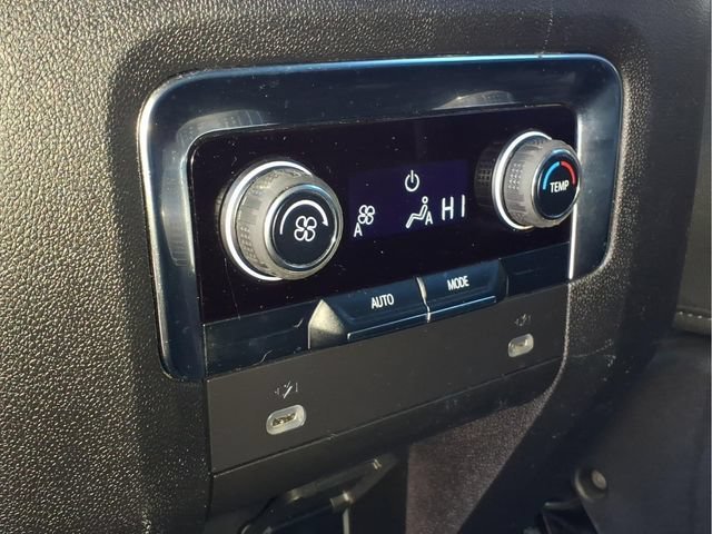 Used 2024 Summit White Chevrolet RST image 19