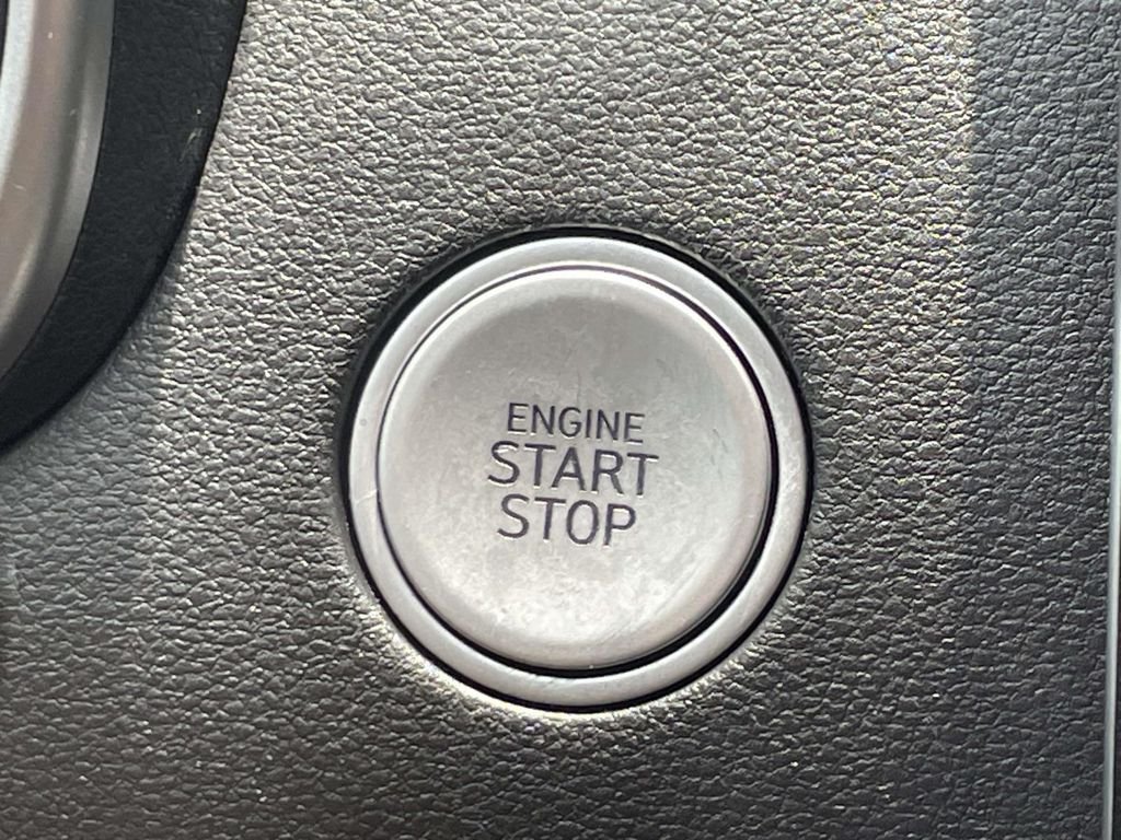 Certified Used 2022 Gray Hyundai SEL image 23