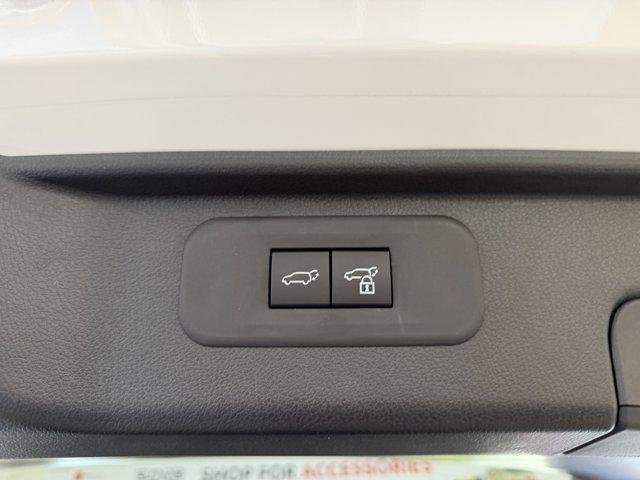 Certified Used 2026 WIND CHILL PEARL Toyota  image 54