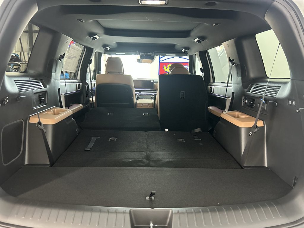 New 2026 White Hyundai Limited AWD image 37