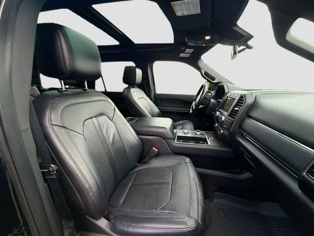 Used 2018 Black Ford Limited image 29