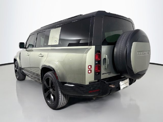 Certified Used 2023 Green Land Rover X-Dynamic SE image 7