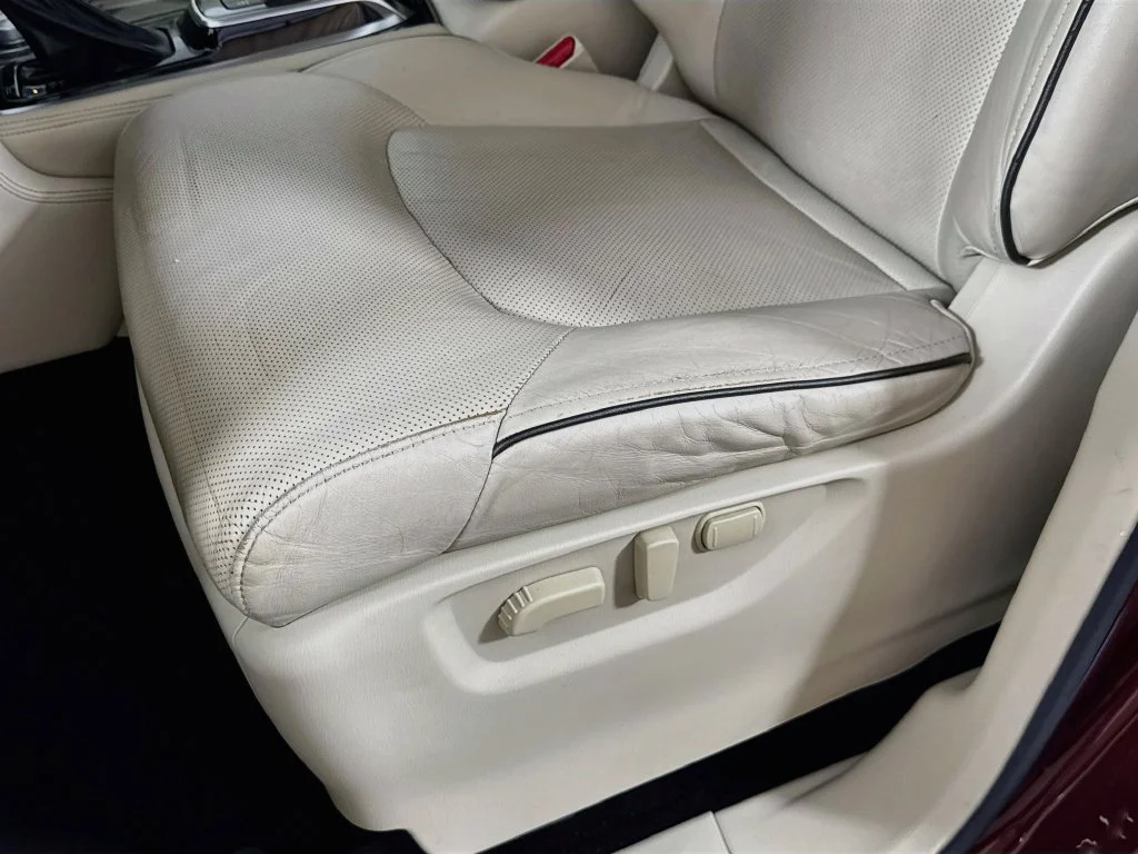 Certified Used 2022 Red INFINITI LUXE image 25