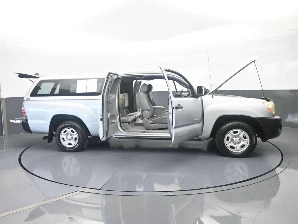 Used 2007 Silver Streak Mica Toyota Base image 61