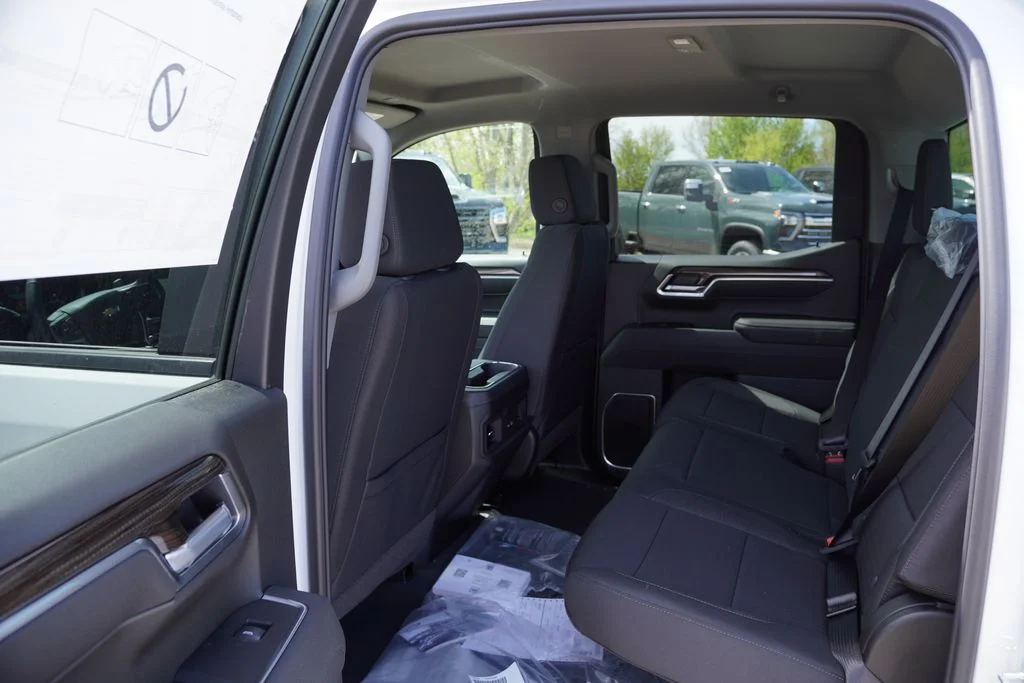 New 2026 Summit White Chevrolet LT image 11