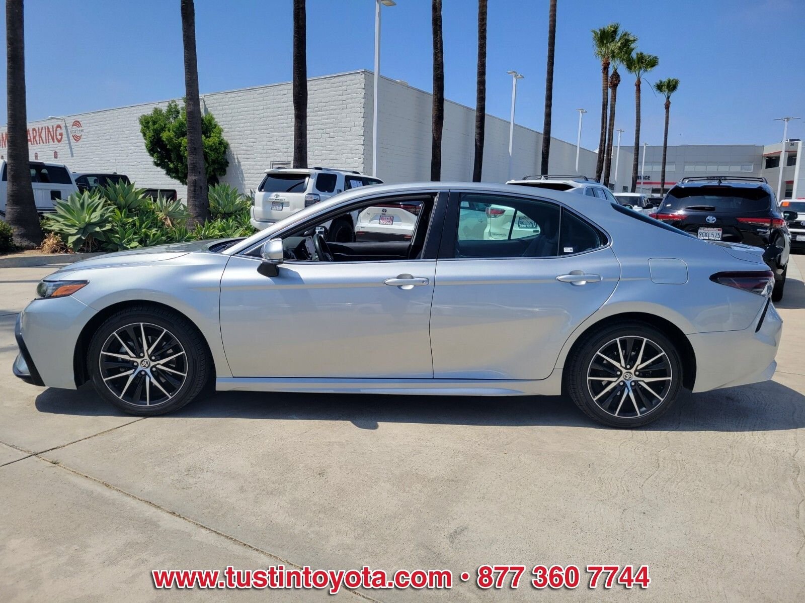 Certified Used 2024 Silver Toyota SE image 7