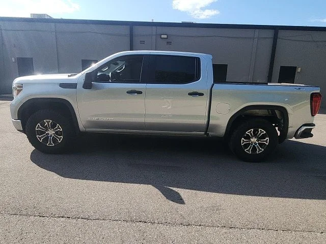 Used 2020 Silver GMC Base image 5