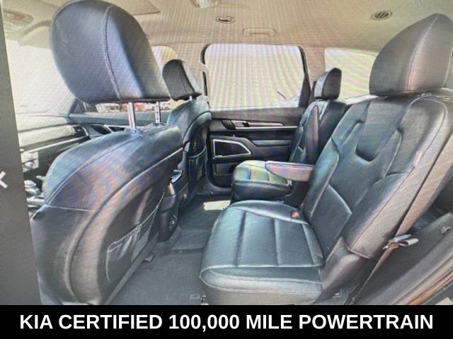 Used 2025 Black Kia S image 8