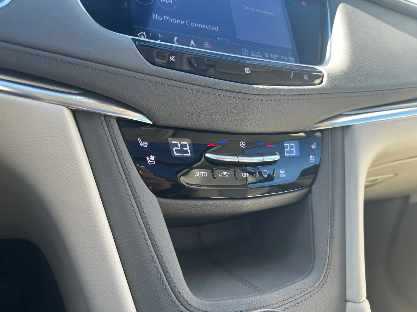Used 2020 SILVER Cadillac PREMIUM LUXURY AWD image 24