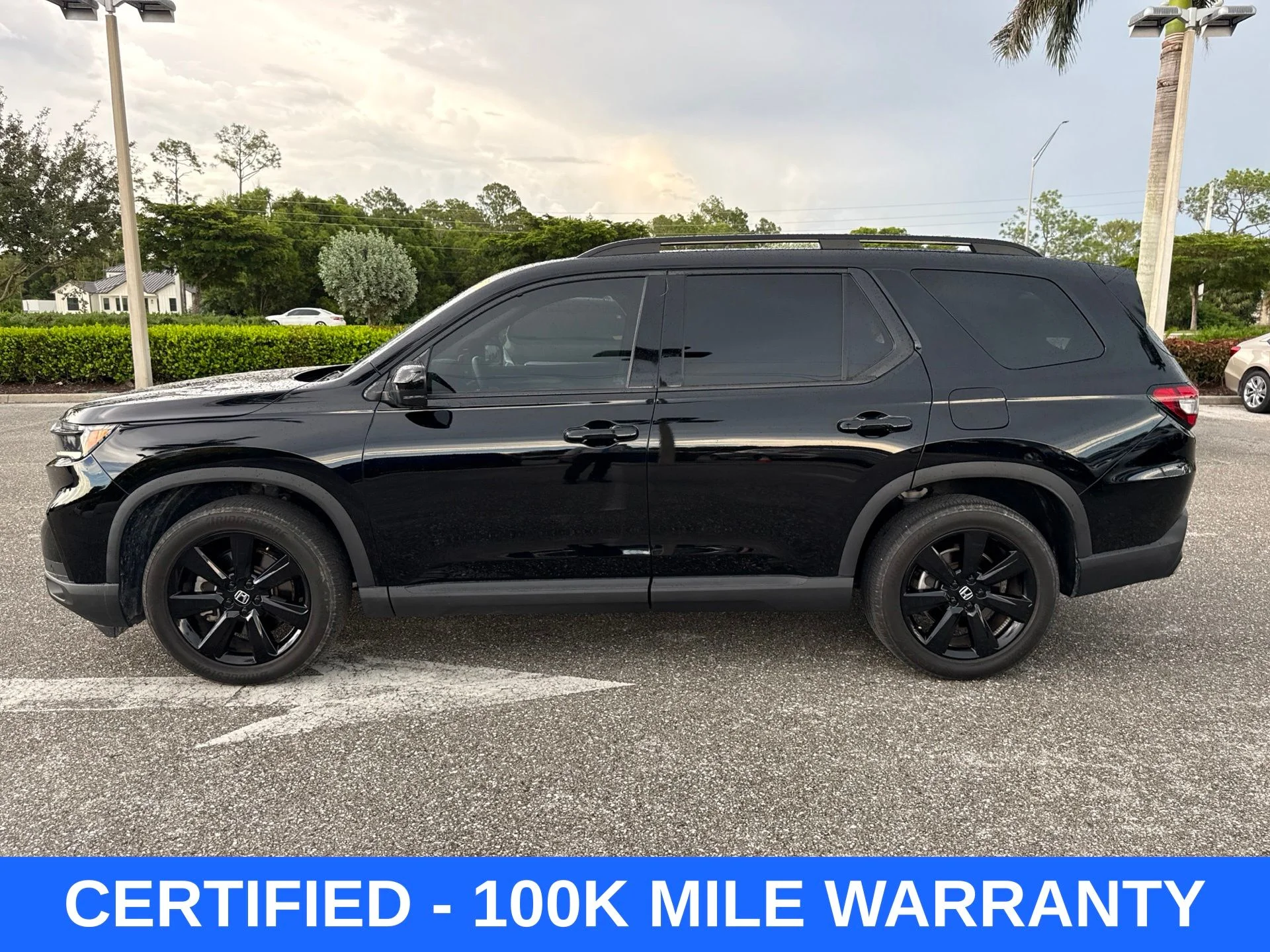 Certified Used 2025  Honda Black Edition image 2
