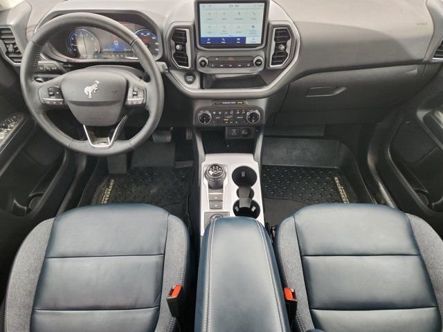 Used 2022 Green Ford Outer Banks image 24