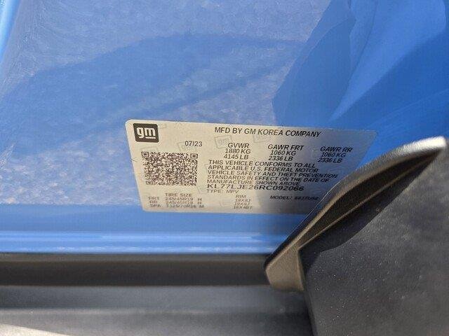 Used 2024 Fountain Blue Chevrolet 2RS image 32