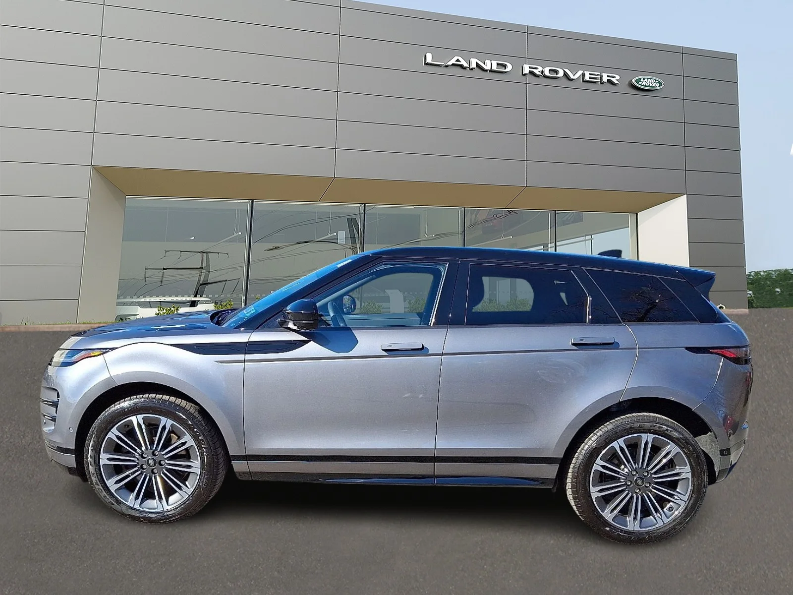 2026 Land Rover Range Rover Evoque Dynamic SE - Photo 6