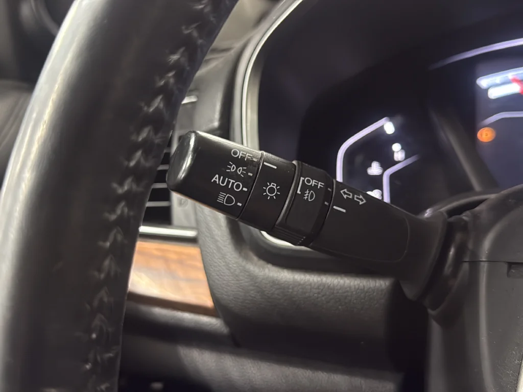 Used 2019 Red Honda EX-L image 30