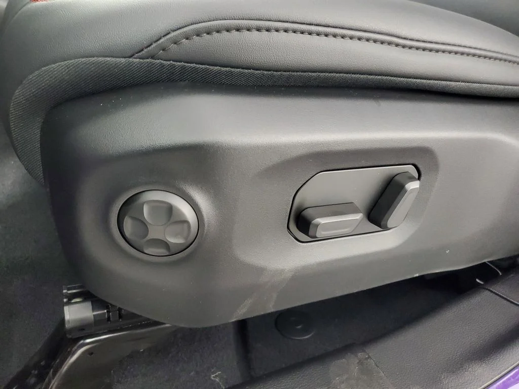 New 2026 Reign Exterior Paint Jeep Rubicon X image 17