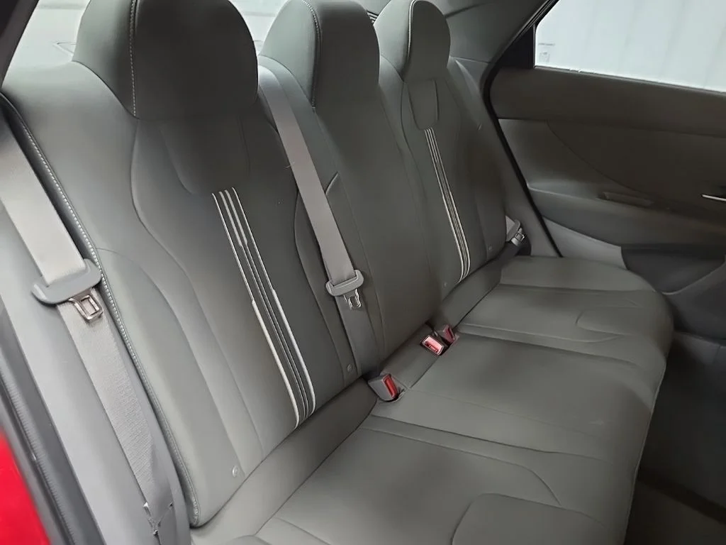 Used 2023 Red Hyundai SEL image 16
