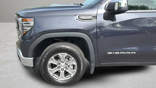 Used 2025 Titanium Rush Metallic GMC SLT image 35