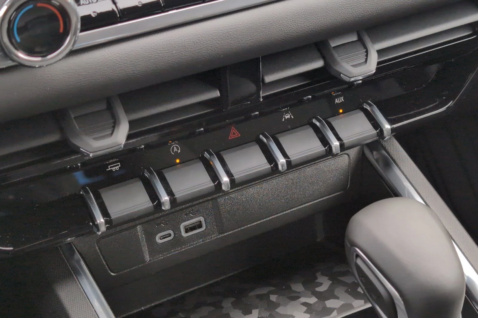 2026 GMC Canyon Elevation - Photo 20