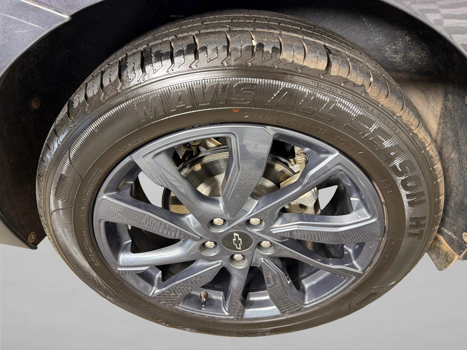 Used 2023 Iron Gray Metallic Chevrolet RS image 18