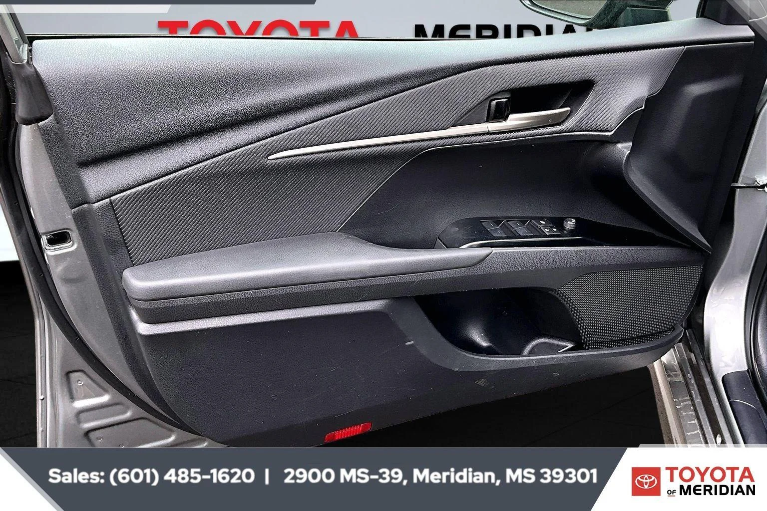 Used 2025 Heavy Metal Toyota LE image 16