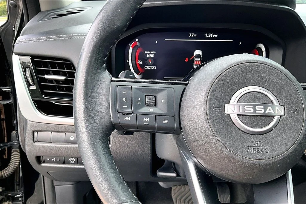 Used 2024 Black Nissan SL image 13