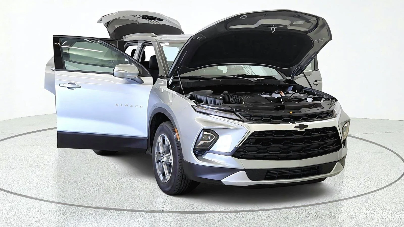 New 2026 Sterling Gray Metallic Chevrolet 3LT image 13
