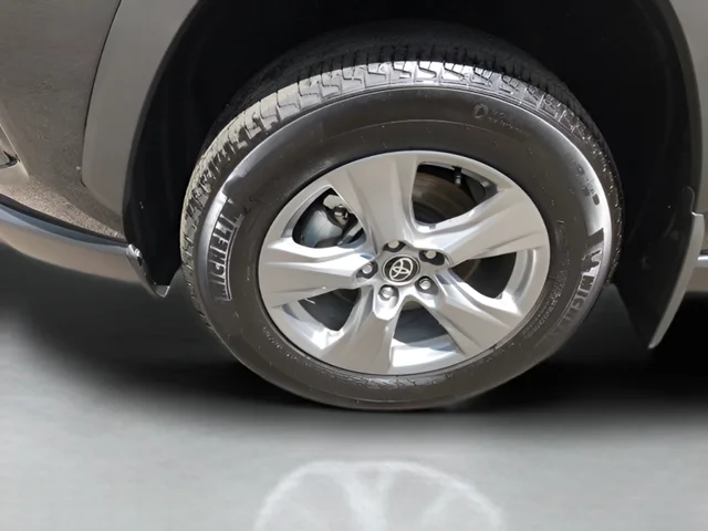 Used 2025 Black Toyota XLE image 21