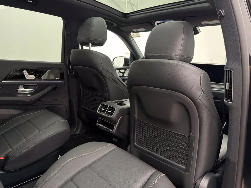 New 2027 Black Mercedes-Benz GLS 450 image 31