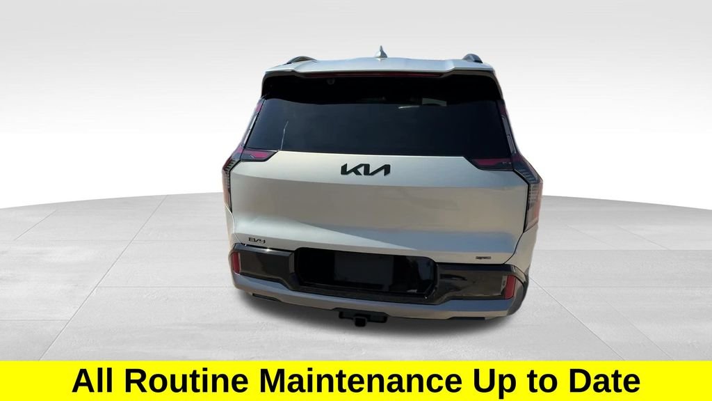 Used 2024 Ivory Kia GT-Line image 5