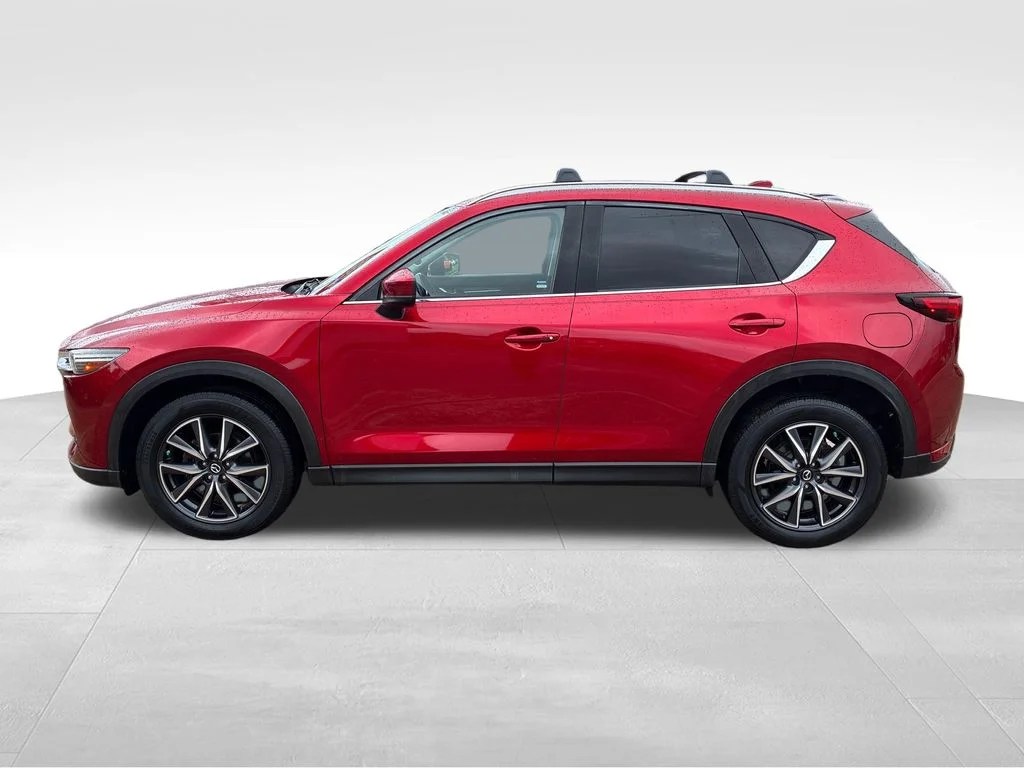 Used 2018 Red Mazda Grand Touring image 2