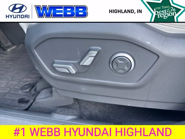 Used 2024 Phantom Black Hyundai Limited image 19
