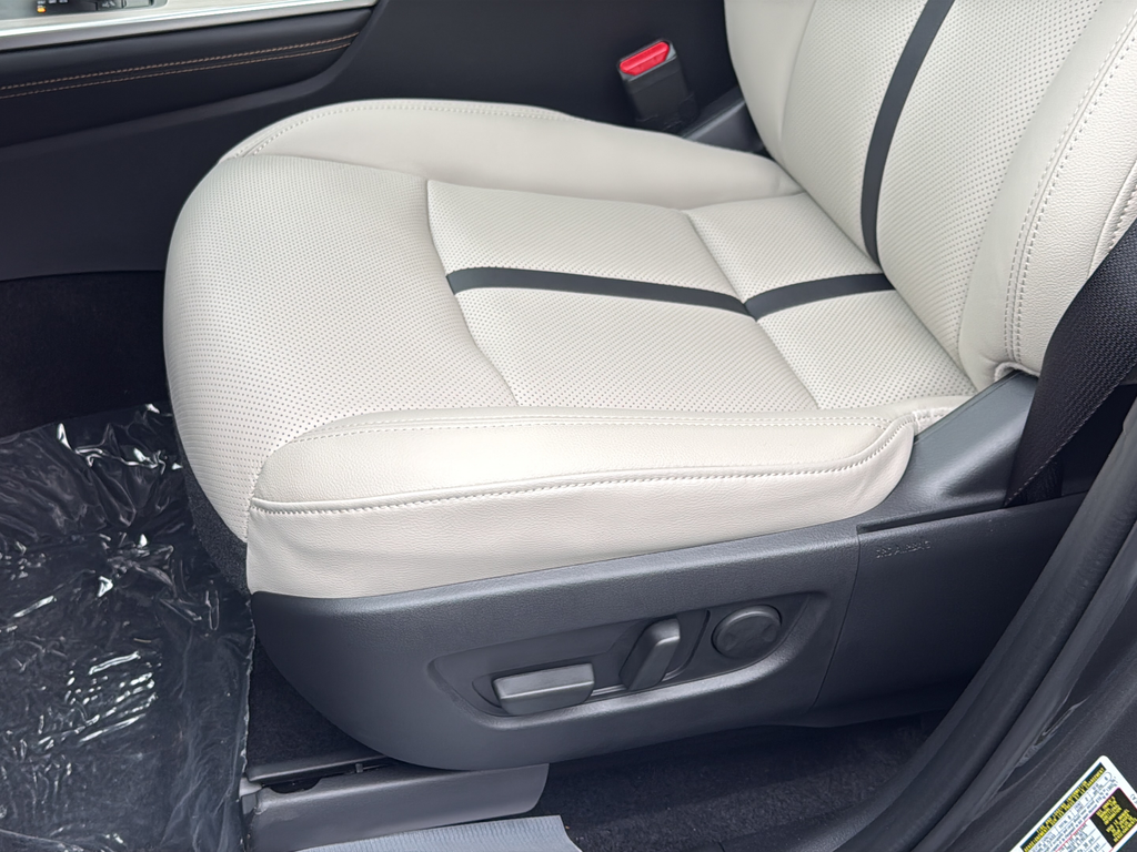 New 2026 Machine Gray Metallic Mazda 3.3 Turbo Premium image 18