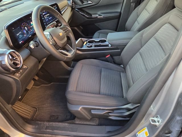 2027 Chevrolet Equinox LT - Photo 10