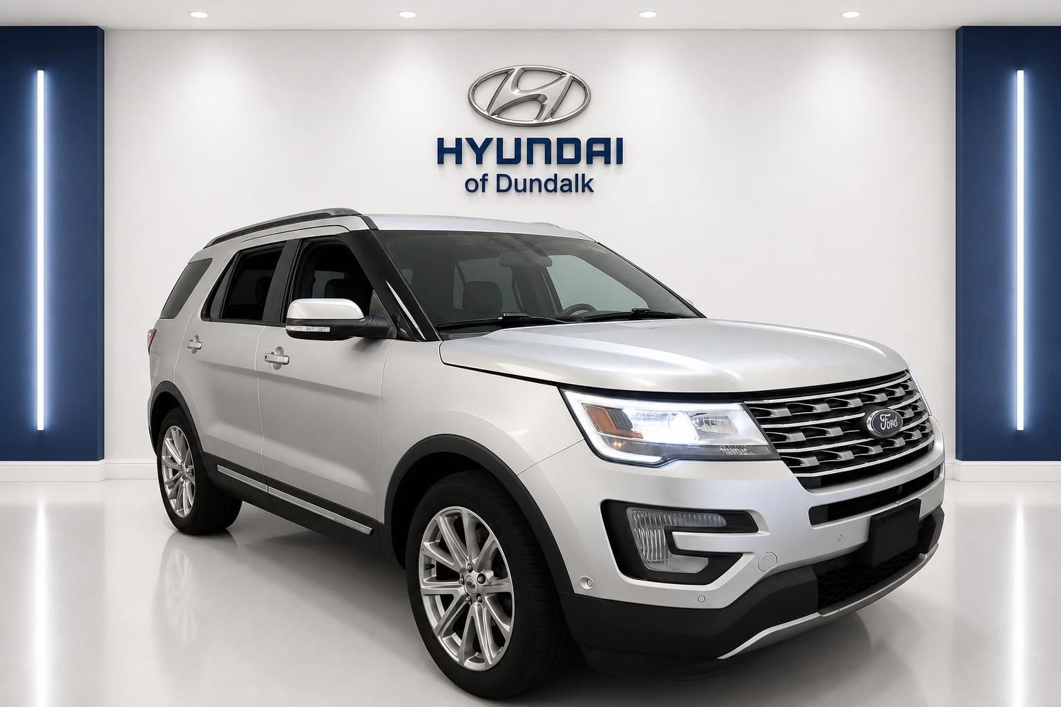 Used 2017 Silver Ford Limited image 3