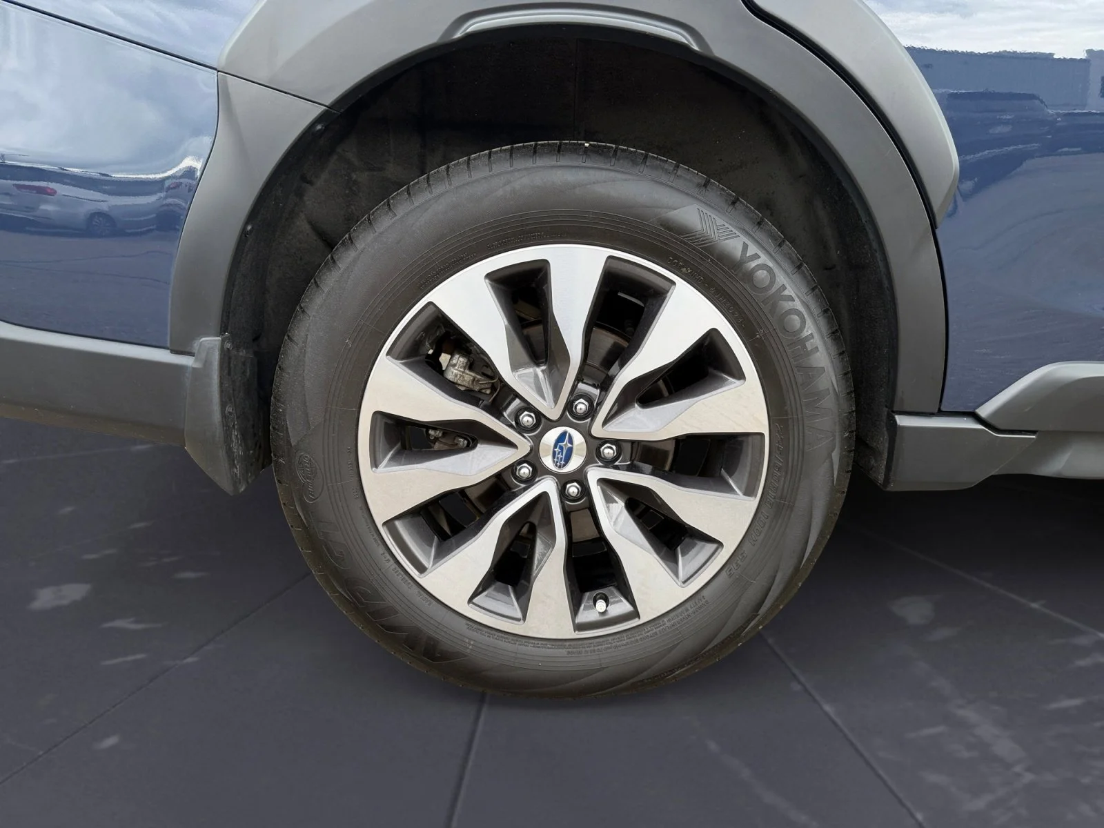 Used 2025 Cosmic Blue Pearl Subaru Limited image 46
