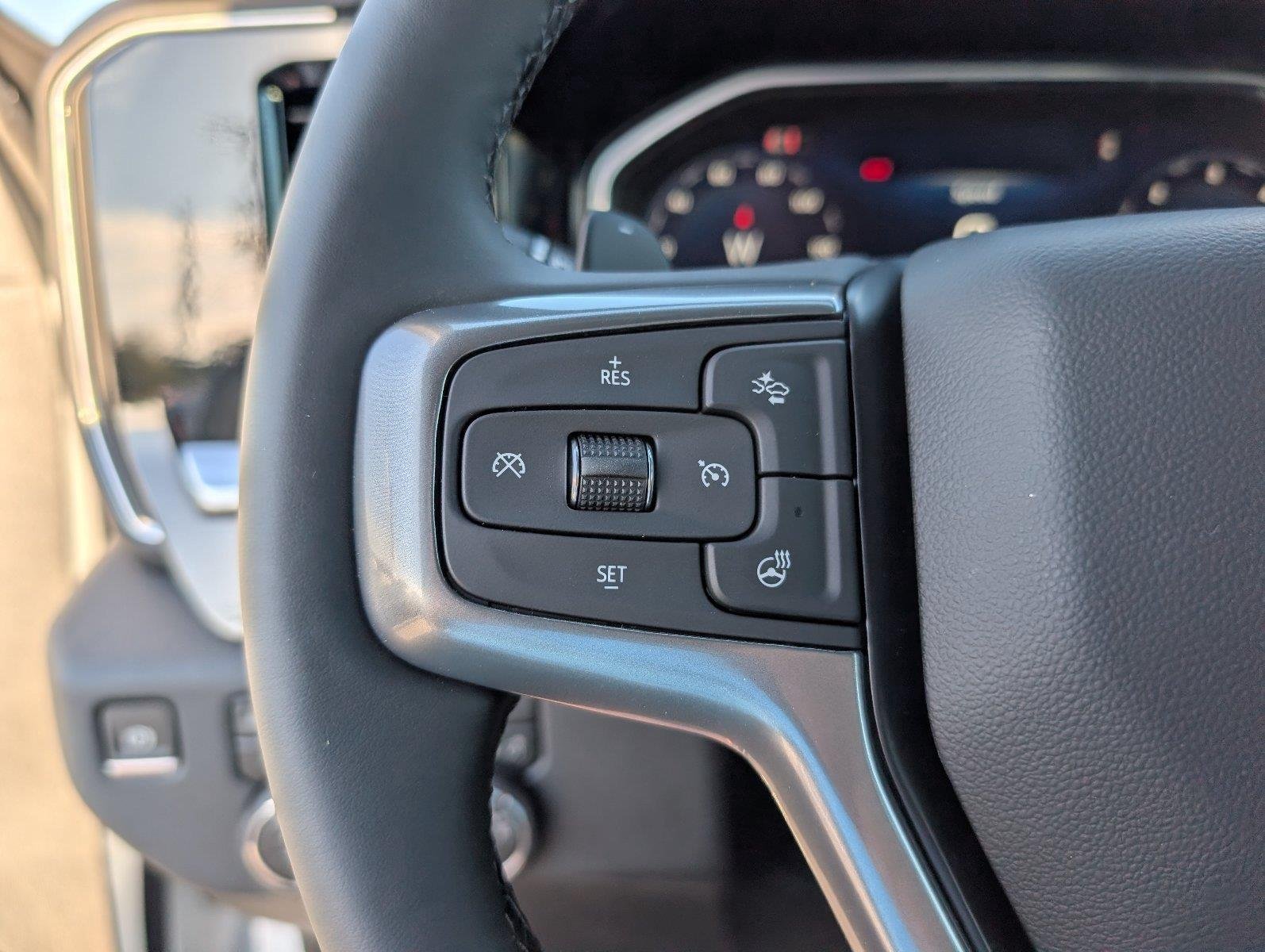 Used 2023 SUMMIT WHITE Chevrolet LTZ image 27